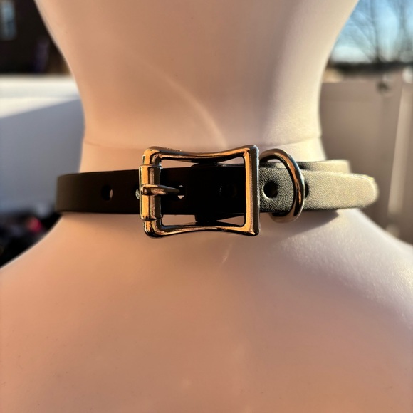 BLACK SILVER RAZORBLADE PENDANT CHOKER NECKLACE GOTH CLUB TRENDY - Picture 5 of 5